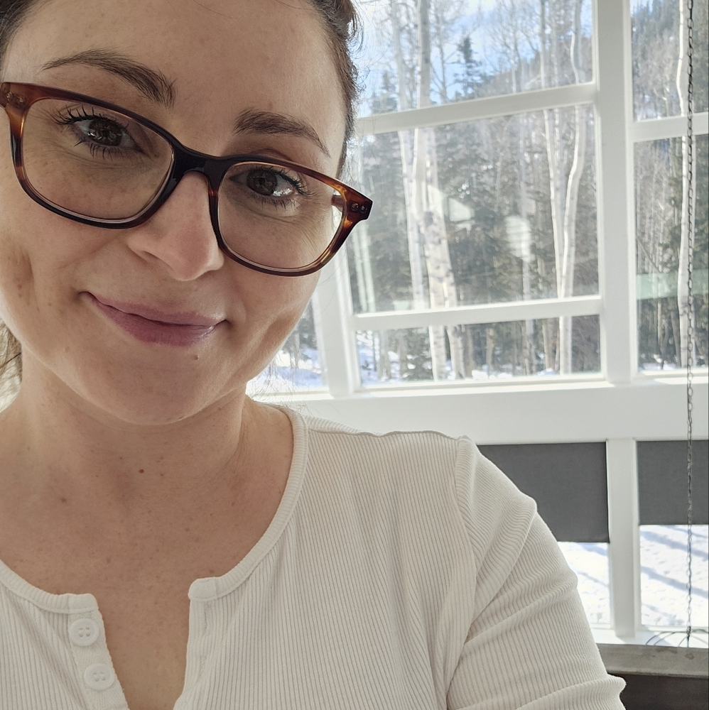Meet your Posher, Valerie